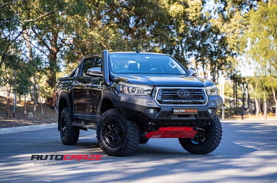 TOYOTA HILUX 4WD PORTAL SATIN BLACK
